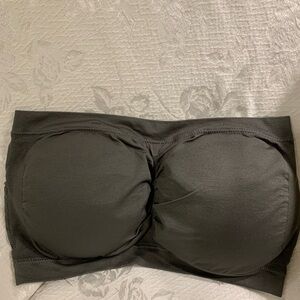 Zenana NWOT plus sized lined convertible strapless wireless bra